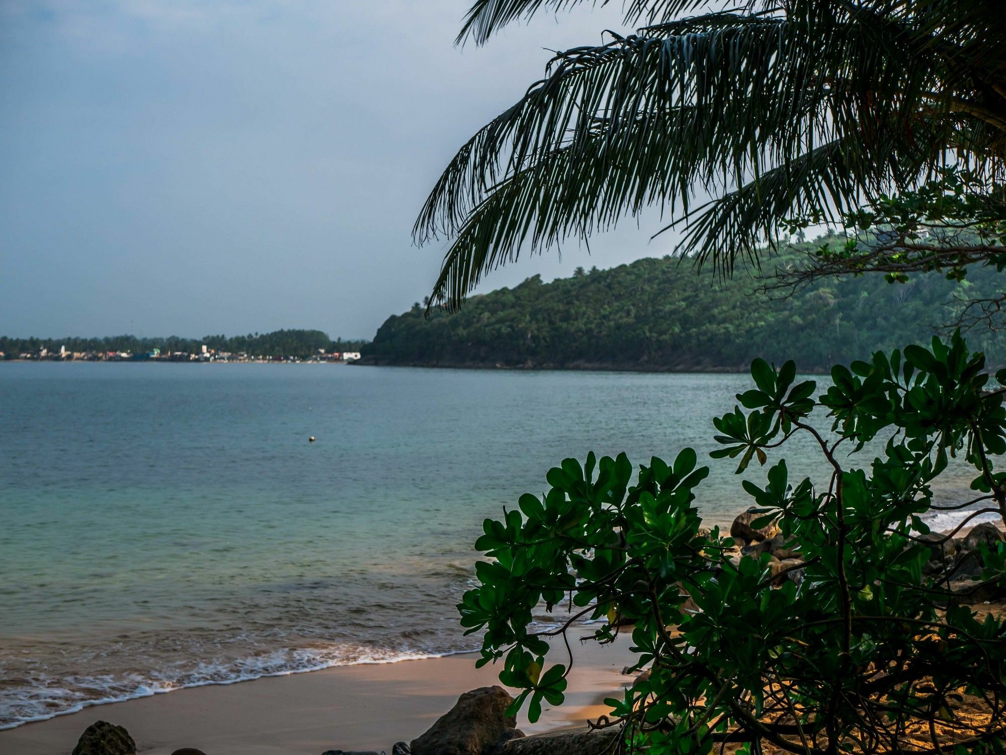 Rockstel Towers Backpacker Hostel Unawatuna Eksteriør billede